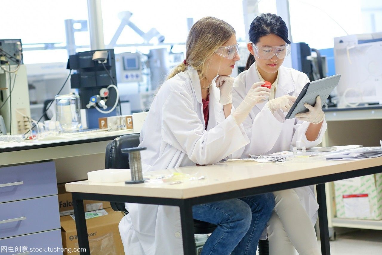 研究人員。有機(jī)實(shí)驗(yàn)室?；瘜W(xué)分析實(shí)驗(yàn)室。技術(shù)服務(wù)行業(yè)。tecnaliaresearch&innovationdonostiasansebastiangipuzkoabasquecountry,西班牙